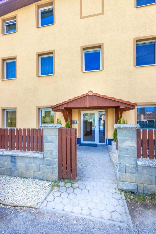 Apartman Hugo Veľký Slavkov Buitenkant foto