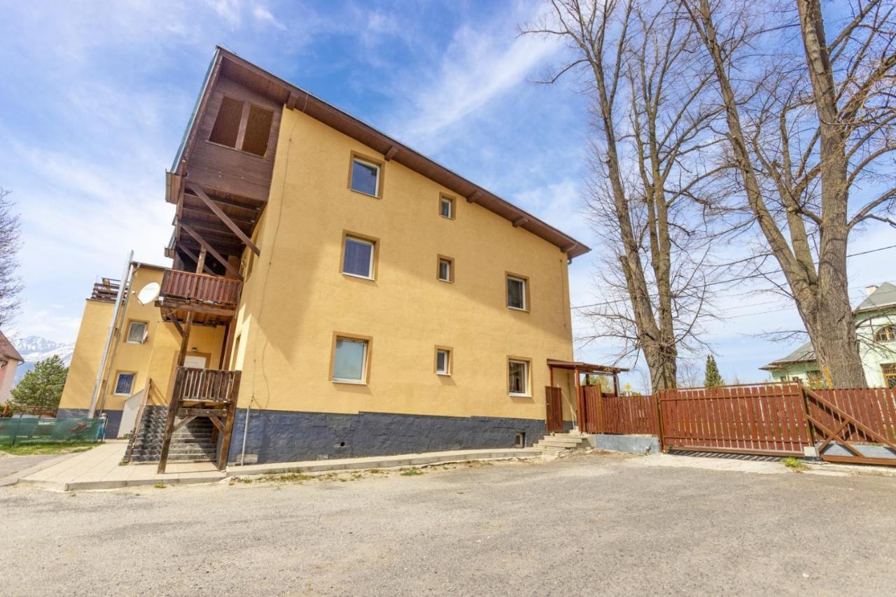 Apartman Hugo Veľký Slavkov Buitenkant foto