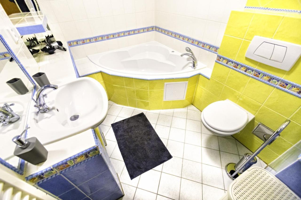 Apartman Hugo Veľký Slavkov Buitenkant foto