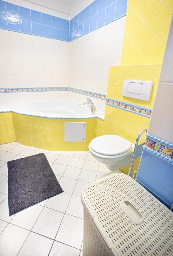 Apartman Hugo Veľký Slavkov Buitenkant foto