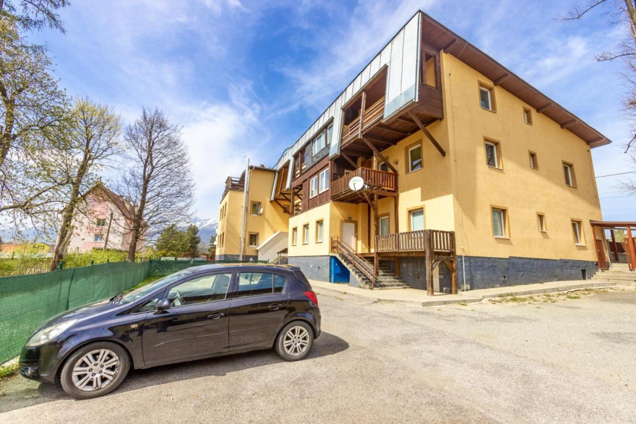 Apartman Hugo Veľký Slavkov Buitenkant foto