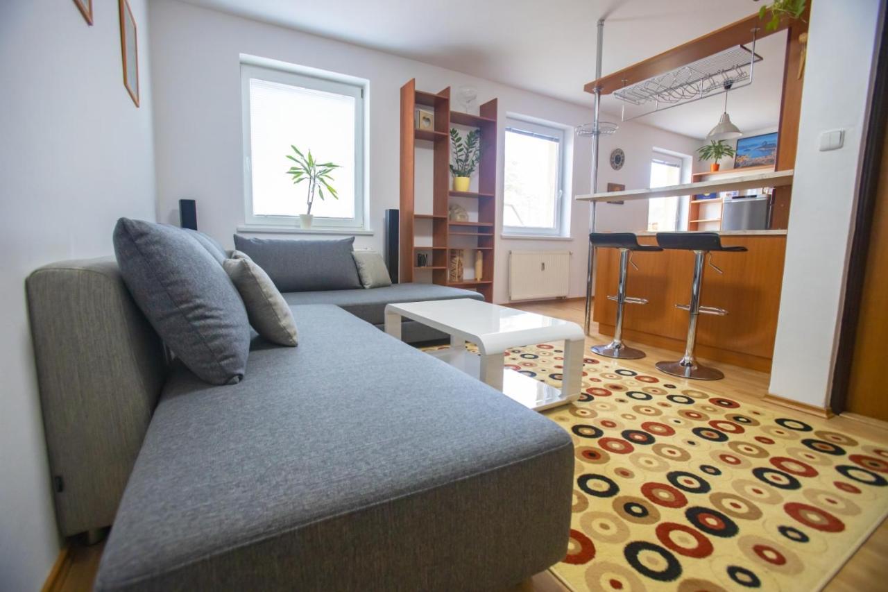 Apartman Hugo Veľký Slavkov Buitenkant foto